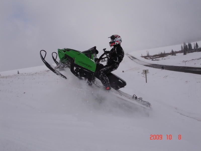 Sleds105.jpg