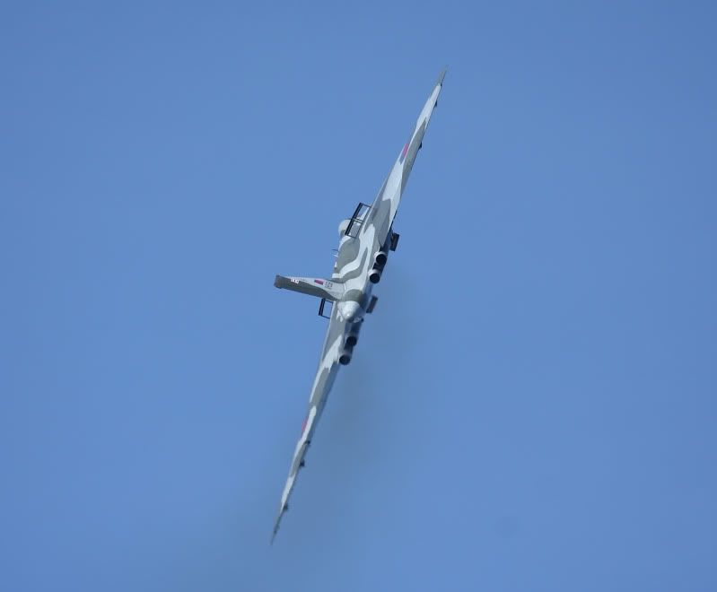 http://i62.photobucket.com/albums/h110/timuss/Shoreham%20Airshow%202009/IMG_0331_1_1.jpg