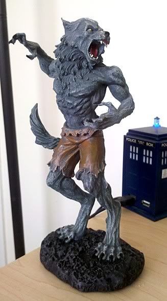 http://i62.photobucket.com/albums/h113/lonemtnwolf/werewolfstatue.jpg