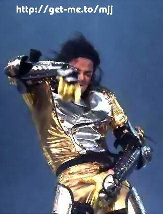 MichaelJacksonGoldPantsHOT.jpg