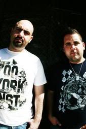 http://i62.photobucket.com/albums/h116/djkgunz/thejunkies.jpg