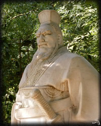 statue japonaise