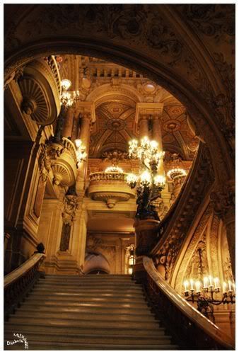 opera garnier paris entree vers le grand escalier