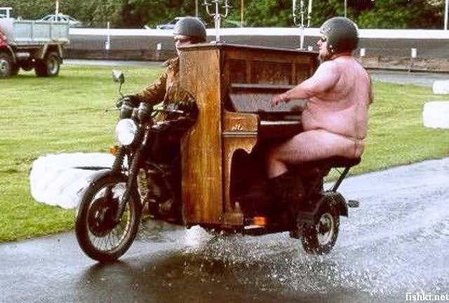 motorcyclepiano.jpg picture by djhobby