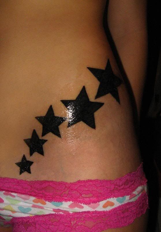 star tattoo on hip bone. startatthatiwant.jpg star