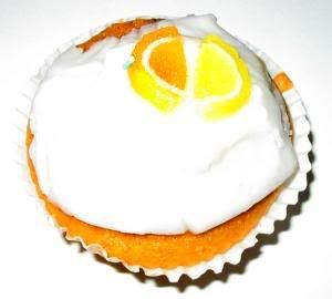 picture of one yummy miniature cake