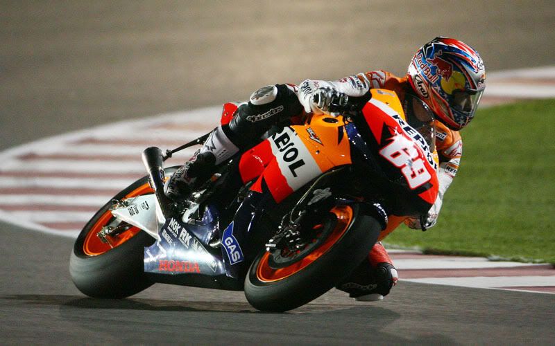 Stoner Under Lap Record At Qatar Night Test | Ducati.ms ...