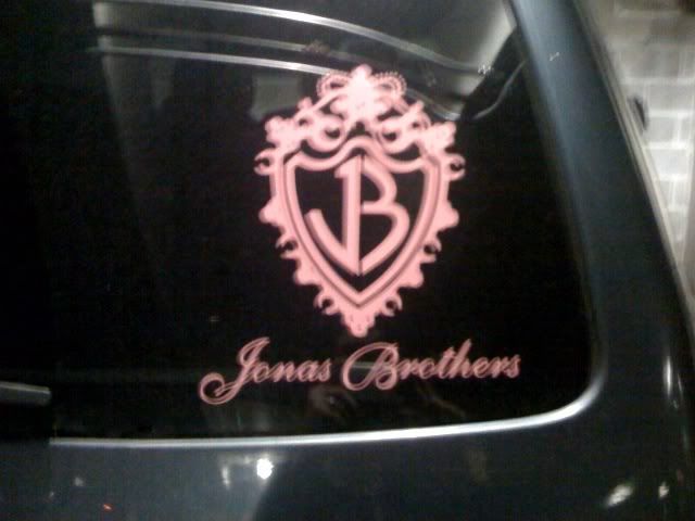 jonas brothers car