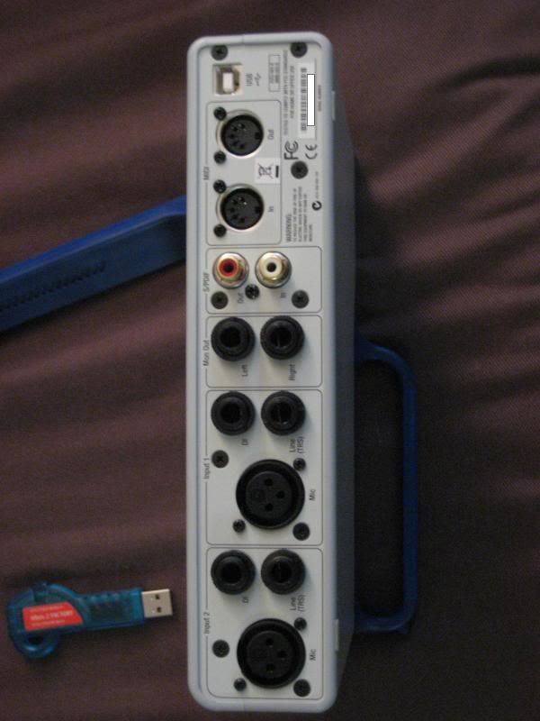 MBox023.jpg